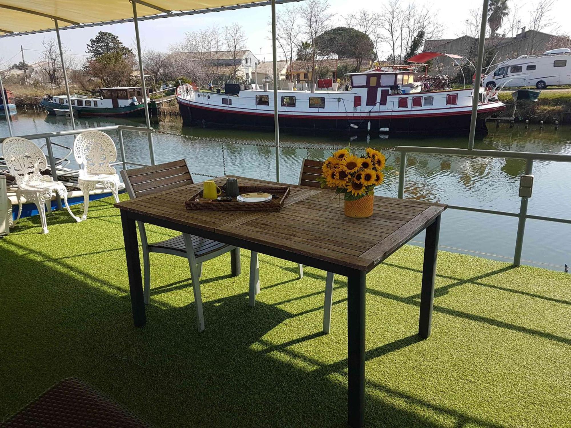 Peniche Authentique Tout Confort Aigues-Mortes Esterno foto